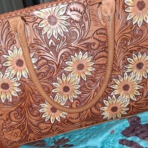 American Darling Hand-Tooled Sunflower Leather Tote - Tan & Cream